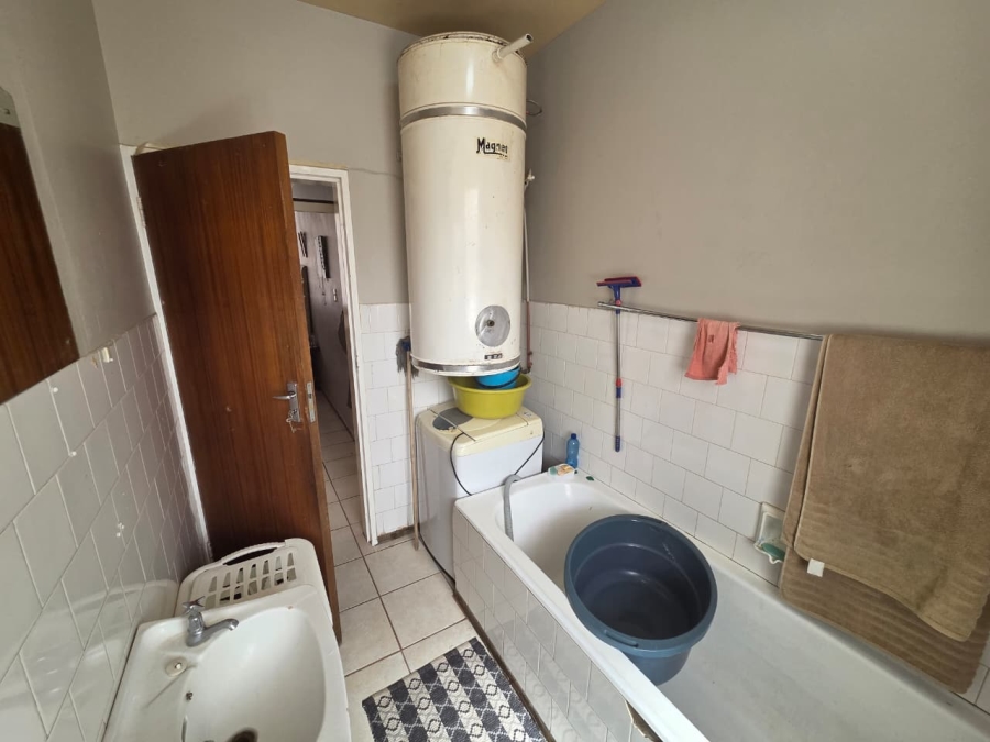1 Bedroom Property for Sale in Navalsig Free State
